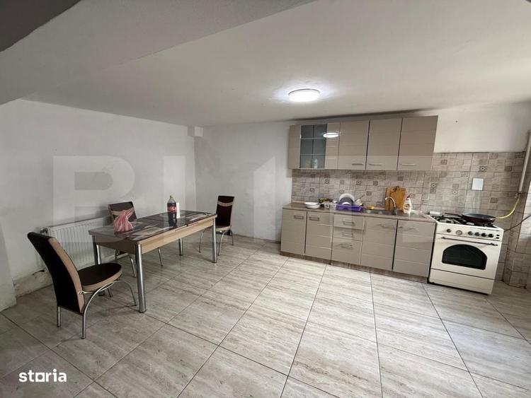 Casă cu 4 camere în Fundeni