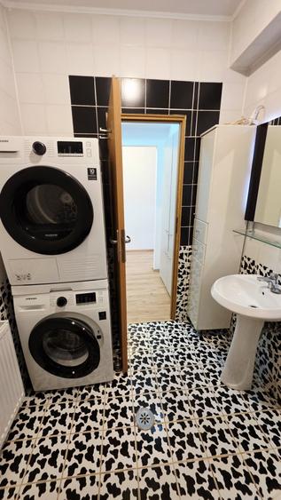 Duplex cu 5 camere cu Canalizare în Bucureștii Noi