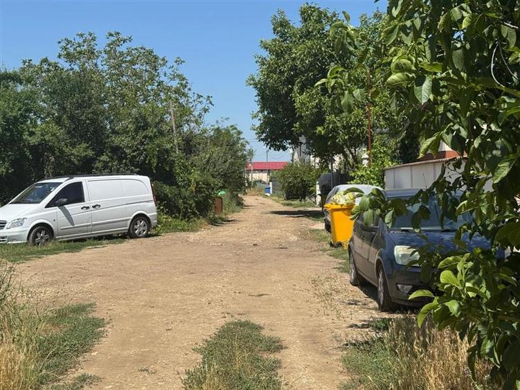 Teren intravilan de 2600 mp, în Găneasa