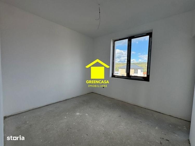 Casă cu 4 camere decomandat cu Teren 570 Mp în Chinteni