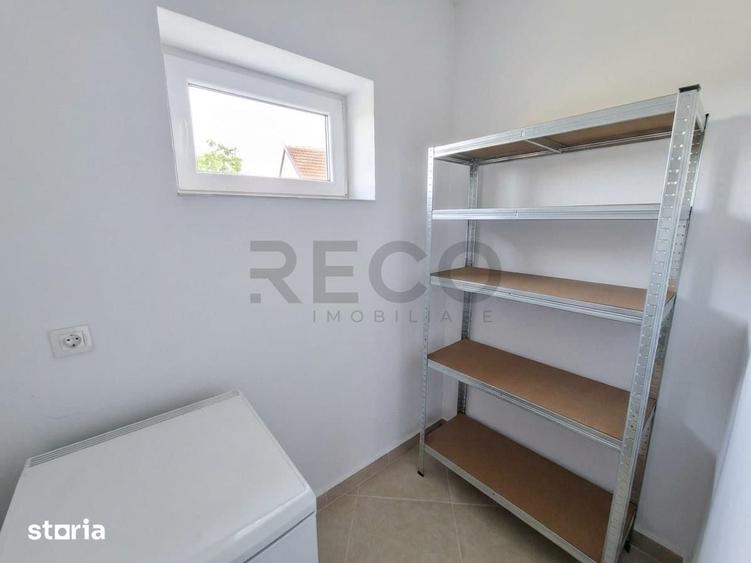 Casă cu 4 camere cu Teren 2700 Mp în Girișu de Criș