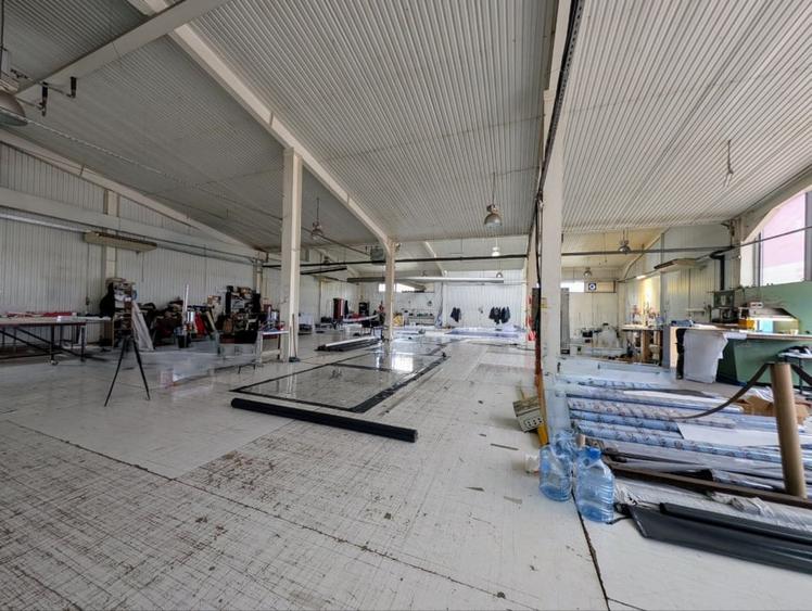 Spațiu industrial, de 800 mp, în Ștefăneștii de Jos