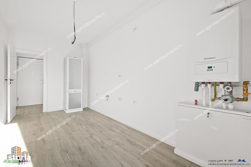 Apartament cu 3 camere decomandat în Sud