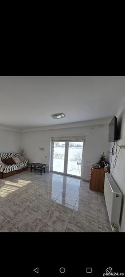 Casă cu 5 camere cu Teren 300 Mp în Central