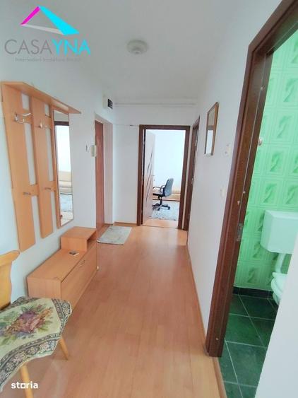 Apartament cu 2 camere decomandat în Cornișa