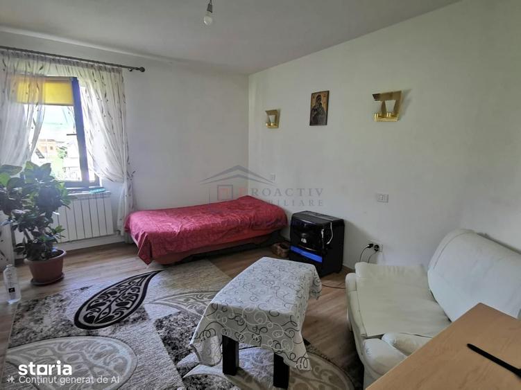 Casă cu 4 camere cu Teren 1000 Mp în Central