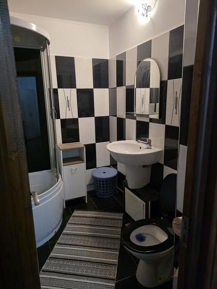 Apartament cu 2 camere decomandat în Ceardac