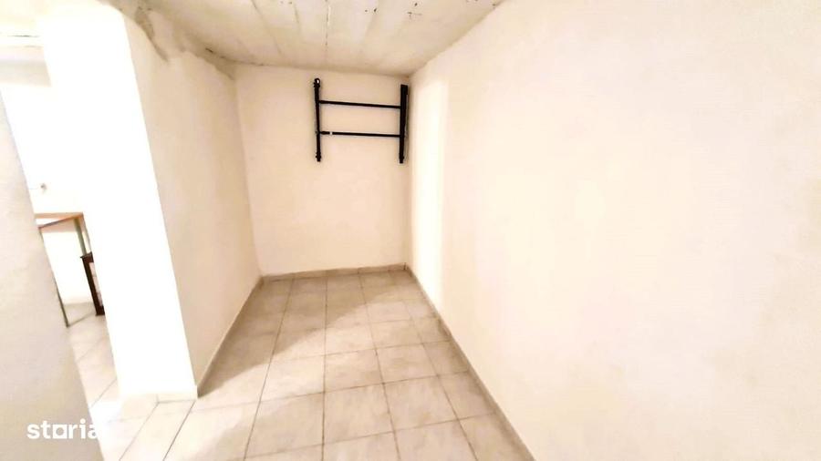 Apartament cu 3 camere în Sub Arini