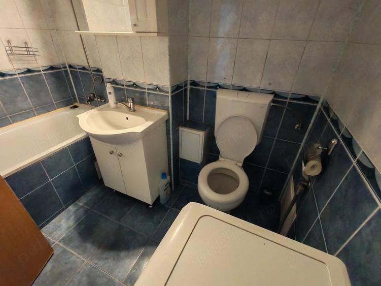 Garsonieră decomandată în Câmpului
