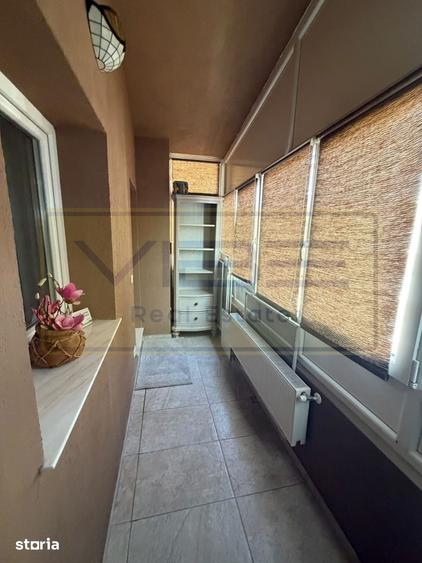 Apartament cu 3 camere, mobilat în Păcurari