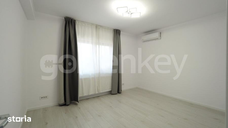 Casă cu 6 camere cu Teren 500 Mp în Central