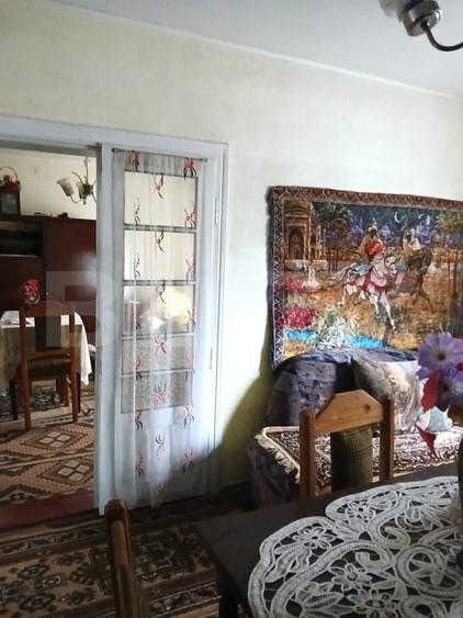 Casă cu 8 camere cu Canalizare în Plutonița