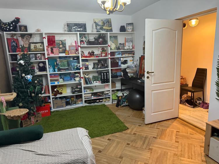 Apartament cu 4 camere decomandat în Brâncoveanu