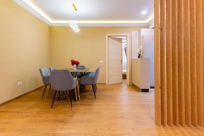 Apartament cu 3 camere semidecomandat, mobilat în Herăstrău