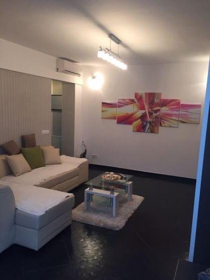 Apartament cu 2 camere decomandat, mobilat în Vatra Luminoasă