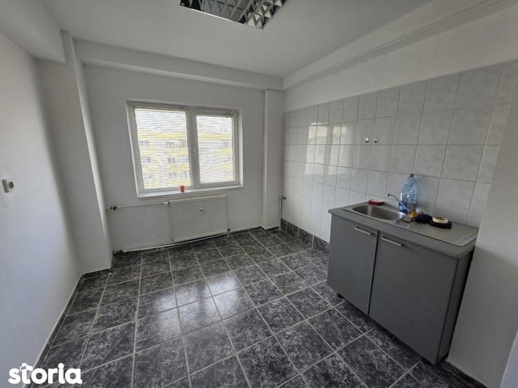 Apartament cu 2 camere semidecomandat în Moșilor