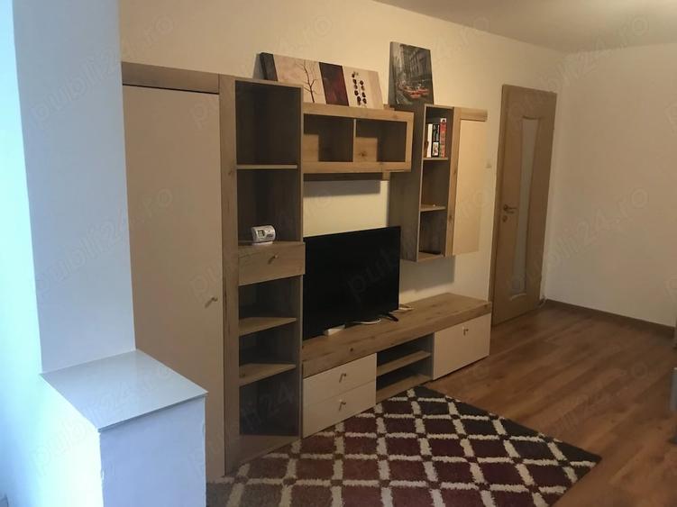 Apartament cu 2 camere decomandat în Răcădău
