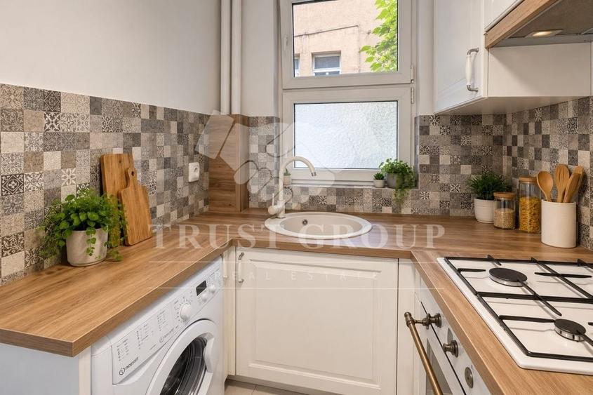 Apartament cu 2 camere semidecomandat, mobilat în Sala Palatului