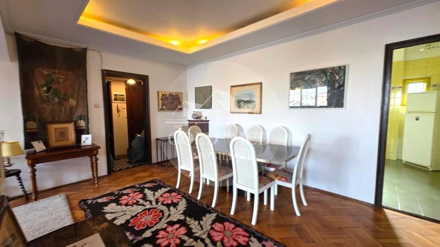 Apartament cu 3 camere circular în P-ța Universității