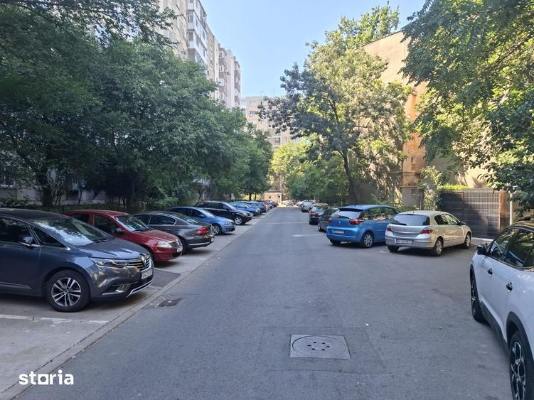 Apartament cu 3 camere decomandat în Unirii Sud