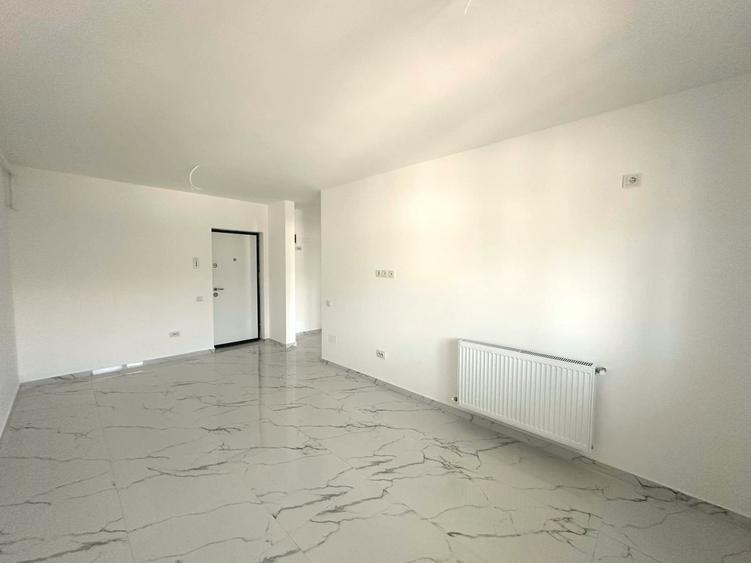 Apartament cu 2 camere semidecomandat în Sud