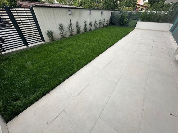 Apartament cu 2 camere decomandat în Lipovei