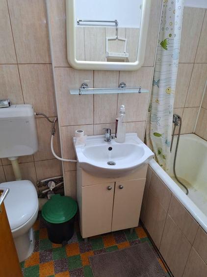 Apartament cu 2 camere semidecomandat în 1 Decembrie 1918