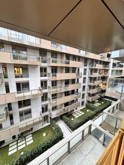 Apartament cu 3 camere decomandat în Voluntari