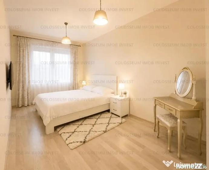 Apartament cu 3 camere decomandat în Tractorul