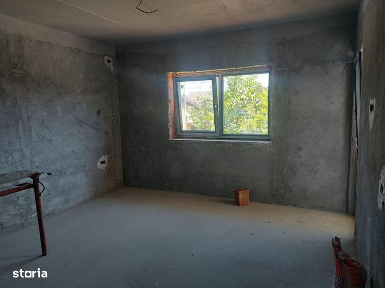PROPRIETAR, Casa noua, 4 camere, 3 bai, metrou, - 5