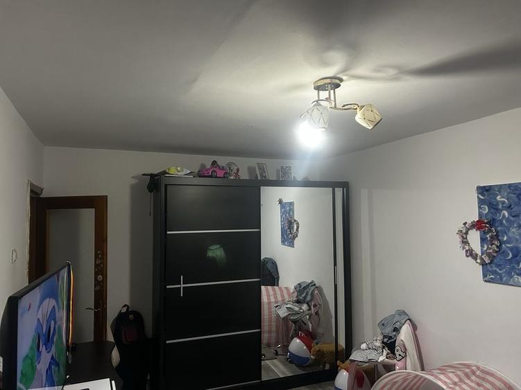 Apartament 3 camere, et 4, zona Debarcader - 6