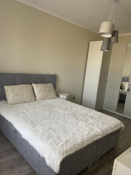 Apartament cu 3 camere decomandat în Giroc