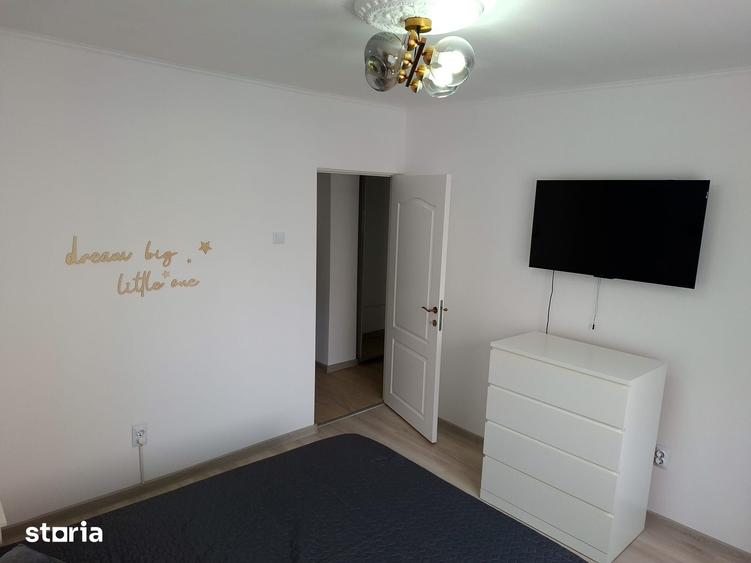 Apartament cu 3 camere decomandat în Central