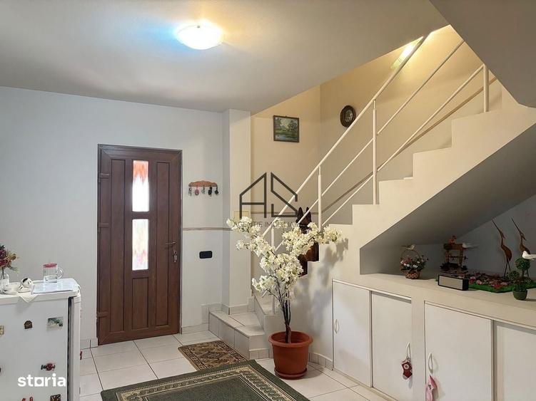 Casă cu 4 camere în Oncea