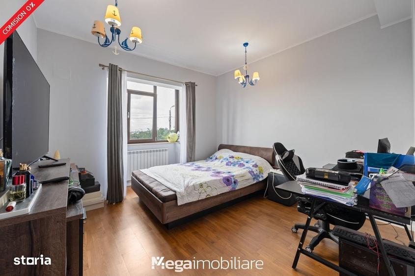 Casă cu 4 camere în Palazu Mare