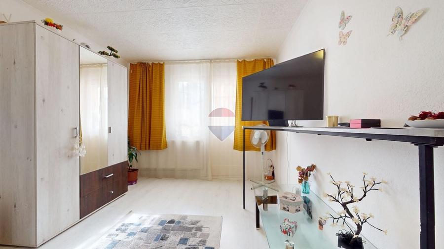 COMISION 0% Apartament cu 3 camere de vânzare, Decomandat, Sacele - 2
