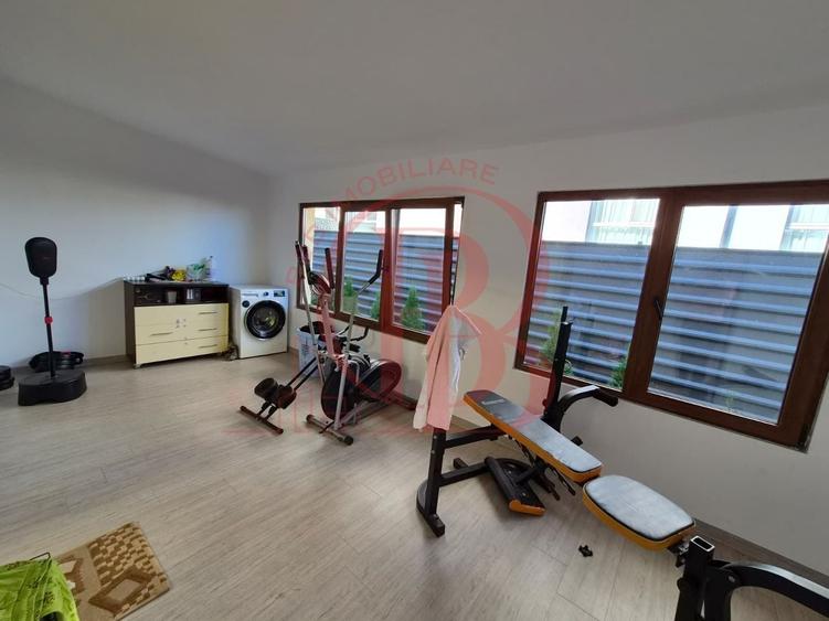 Duplex cu 4 camere cu Canalizare în Theodor Pallady