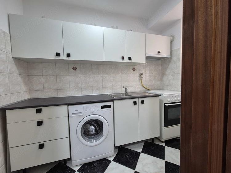 Apartament cu 2 camere semidecomandat în Sala Palatului