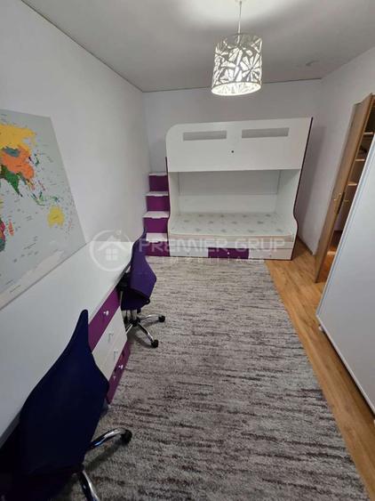 ETAJ 2! Apartament 2 camere 56mp, Podu Ros - langa statia de tramvai, AC - 3