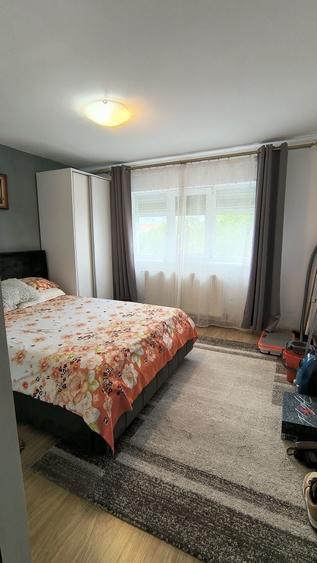 Apartament cu 2 camere decomandat în Torontalului