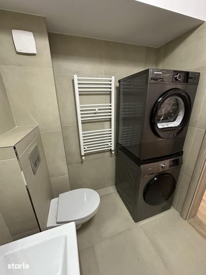 Apartament cu 2 camere semidecomandat în Apărătorii Patriei