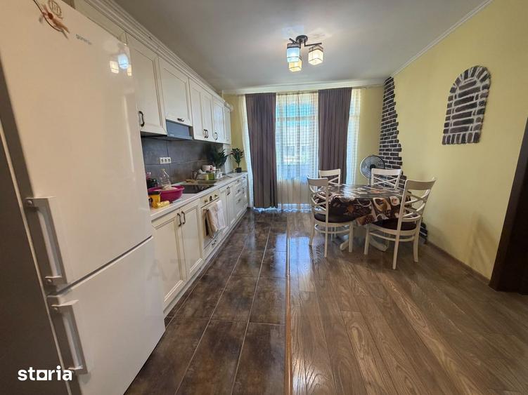 Apartament cu 3 camere în Central