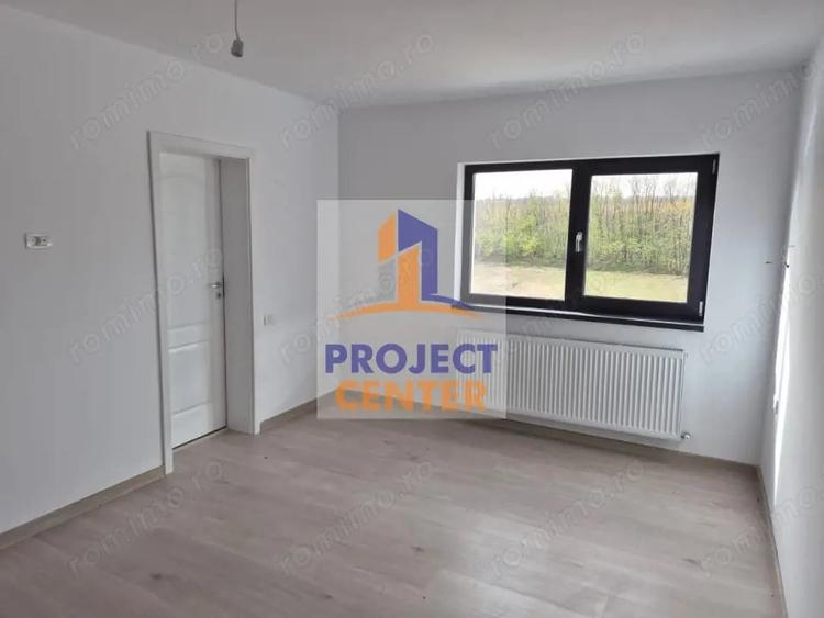 Casă cu Teren 563 Mp în Albota
