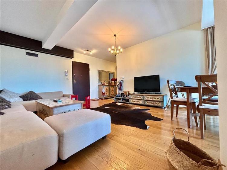 Apartament cu 3 camere decomandat, mobilat în Cioplea