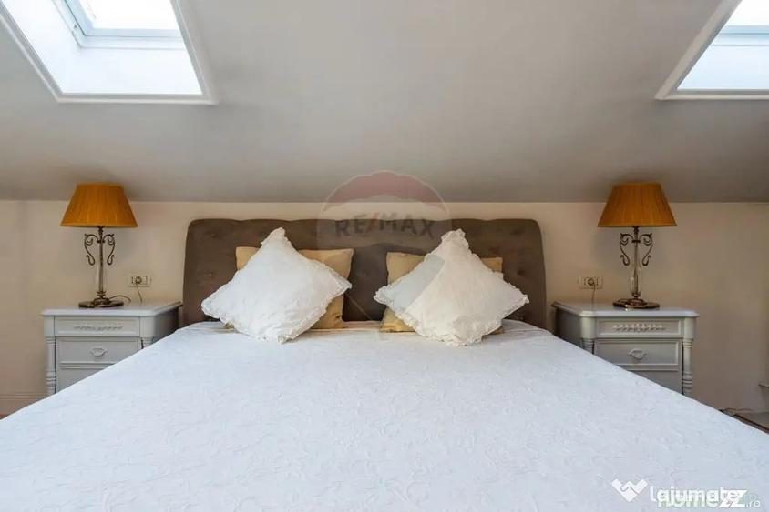 Casă cu 7 camere cu Teren 868 Mp în Trivale