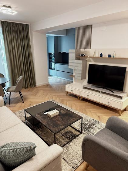 Apartament cu 2 camere decomandat, mobilat în Pipera