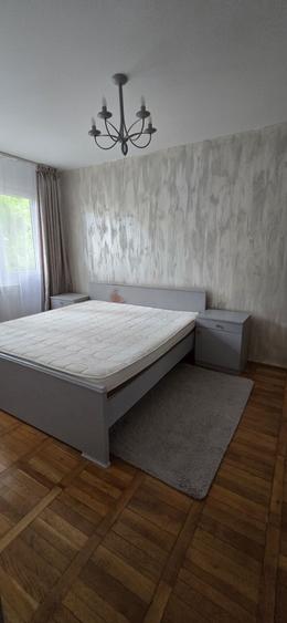 Apartament cu 2 camere semidecomandat în Take Ionescu