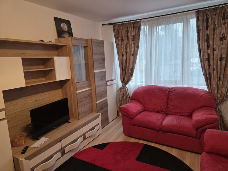 Garsonieră decomandată în Brâncoveanu