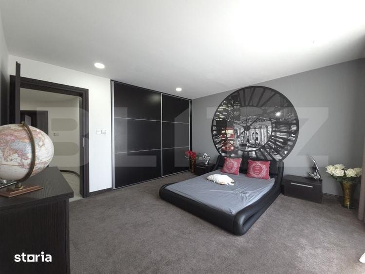 Casă cu 6 camere cu Teren 1304 Mp în Ulmi