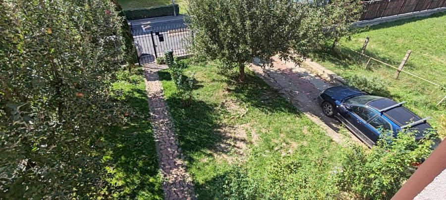 Casă individuală cu 5 camere cu Piscina în Curtea de Argeș